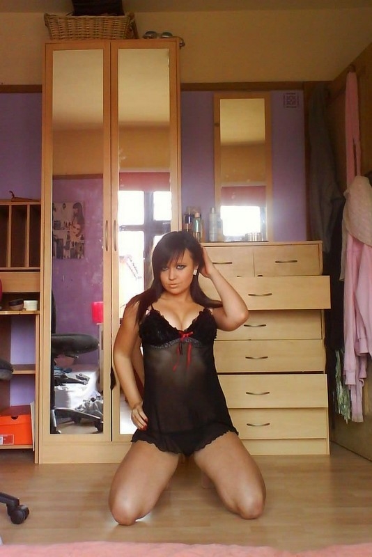 Дорогой! 🌸 Я твоя креативная нежная и опытная компаньонка 😘 Со мной ты окунешься в атмосферу незабываемого удовольствия и наслаждения 💋 Я живу в Москве, поэтому смогу сопроводить тебя в любом уголке Москвы 🏙️ У меня шикарные фото и отличные отзывы, которые подтверждают мои таланты и навыки 😍 Я предлагаю широкий спектр услуг и всегда готова исполнить твои самые сокровенные фантазии 💫 Не стесняйся, давай обсудим все детали и встретимся уже сегодня 😉 Жду твоего звонка 📞💕 Жанна